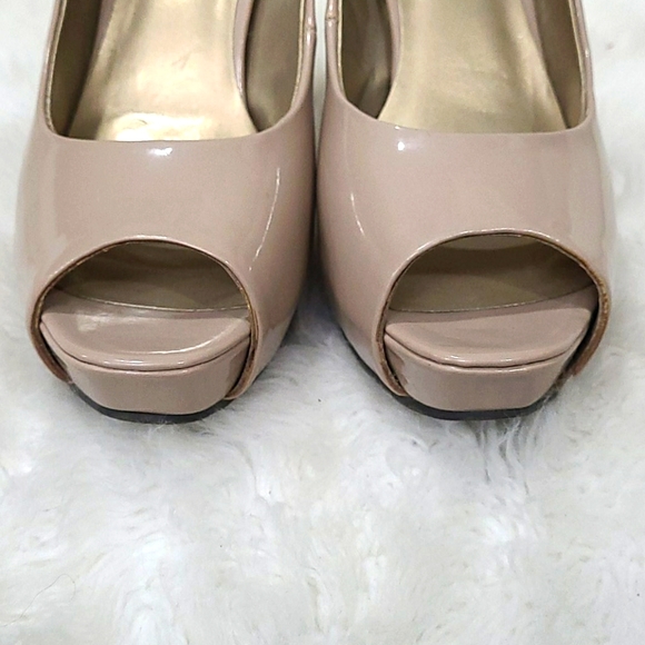 9 & Co. Nude Peep Toe Pumps - Picture 5 of 7